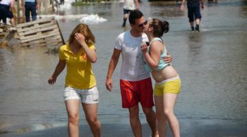 P1050477_640x480