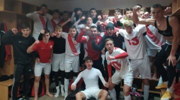 Palyan_az_utanpotlas_-_labdarugas_friss_u16_molfehervar-dvtk_1120