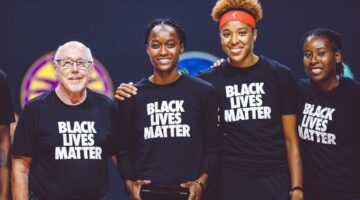 Shatori_Walker-Kimbrough_megkapta_a_WNBA_bajnoki_gyurut_friss_shatori_phoenix_ring_1120