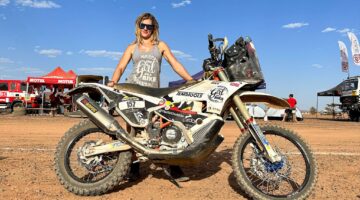 The_Girl_on_a_bike-2050x1281
