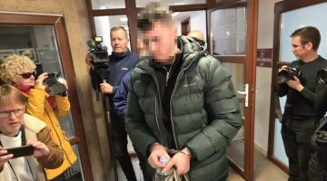 aston martin ugy gyor papp laszlo tamas 24 hu fotoja 700x394