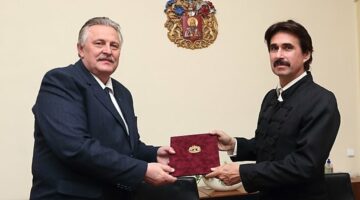 badany_alpolgarmester_eskutetel_210601ml-12