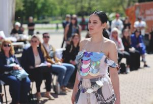 dbb84d0570f544da9c3c756999a55ca0