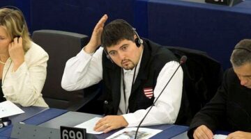 df2b5c22-2b8d-4f90-ac7d-ed8865788b89