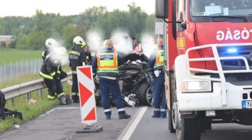 e559fe1a2382435d9ac444fe5f511d41