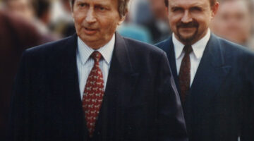 ebad2e50dbb846b2ae067b9758bb393b