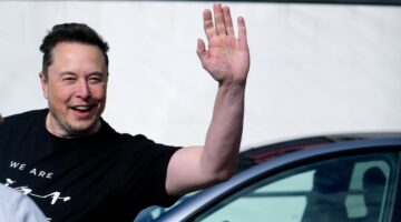 elon-musk-1-6850499-1713359020305