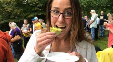 girl eating pawpaw 1200x