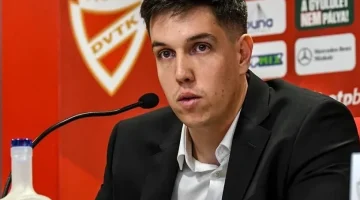 horvath csenger a korabbi dvtk sportigazgatoja posztjaban szurt oda a mostani vezetesnek a csapat kiesese utan foto dvtk eu