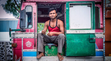 indian_truck_drivers_photographed_by_ariel_dasnapper_majtas10