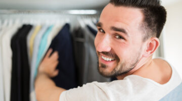 Selecting,Wardrobe,In,A,Good,Boutique