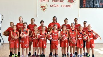 Megujult csarnokban kosarazhatnak a DVTK ozdi fiataljai friss tornaterem atadas1120