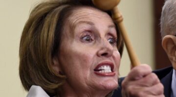 Nancy Pelosi gavel Associated Press 640x480