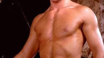 1457449130464.jpg rocco siffredi e la sua drammatica prima volta nel porno un incubo a luci rosse