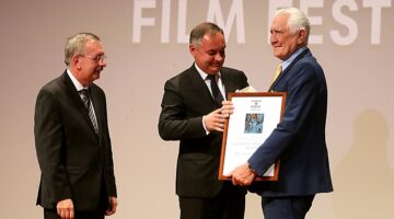 lazenby cinefest filmfesztival 190921 mti