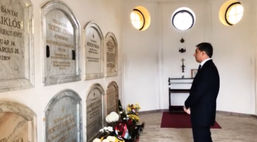 horthy miklosra emlekezett lazar janos 1210x642
