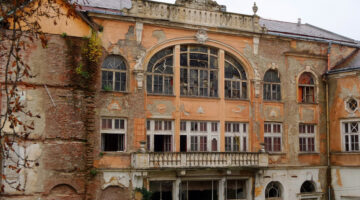 952 epiteszforum ugy maradt miskolc regi buszkesege a korona szallo 1 240 2020 07 07 222857