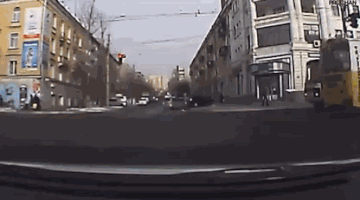 russia-dash-cam-hanging-on-window-dragged-13908679134-animated