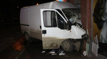 kishunyad_furgon_baleset_210124_rendorseg-2_0