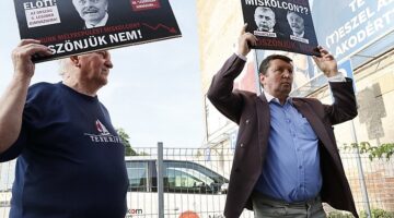 mikom_tuntetes_jobbik_dk_190911_vcs_9