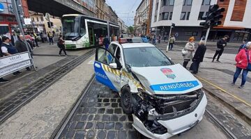 rendorauto_villamos_baleset_230424_ja