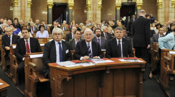 szakaly_boross_kover_megszallas_konferencia