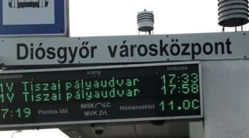 sze-villamos-megallo-miskolc-241023