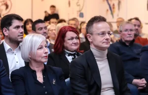 szijjarto csobor galeria 260205ml.jpg