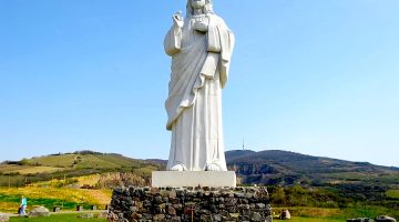 tarcal aldo krisztus szobor