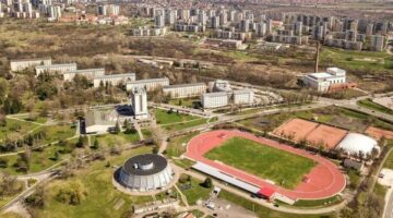 tn4-e843fbc765f75e8f7b7a3dff9b20ad1b95d7bacc_fhd_1920_w3h2